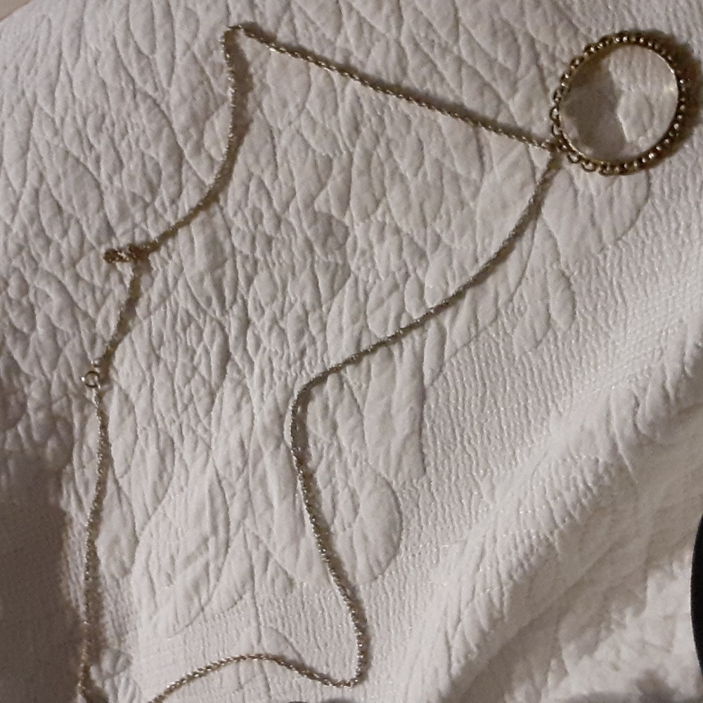 Jewelry - Picture 2 of 3